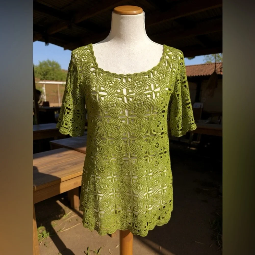 Unbranded green floral crochet tunic long top lace MEDIUM sheer short sleeve - Picture 3 of 13